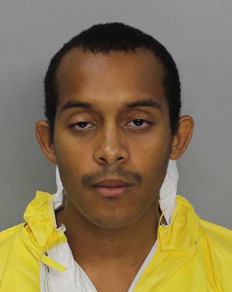 นายเควิน เดวิส ผู้ต้องหาฆ่า-ข่มขืนศพแม่ตัวเอง