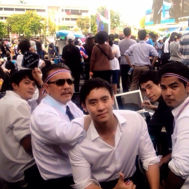 ลูกชายชูวิทย์ โพสต์แซว แตงโม เกิดเหตุปะทะแล้วหายไปไหน