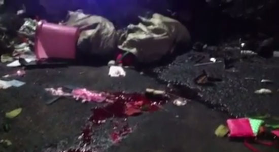 ผอ.ฝ่ายฯ ห้างมาบุญครอง เมาแล้วขับเบนซ์ชนคนขายของริมทางดับ