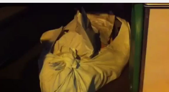 ผอ.ฝ่ายฯ ห้างมาบุญครอง เมาแล้วขับเบนซ์ชนคนขายของริมทางดับ