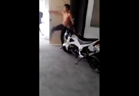  คลิปผัวนอกใจ เมียทุ่มรถ