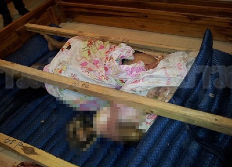 จับแล้วลูกทรพี ฆ่าพ่อแม่หมกศพไว้ในบ้าน อ้างทำไปเพราะโดนดุ