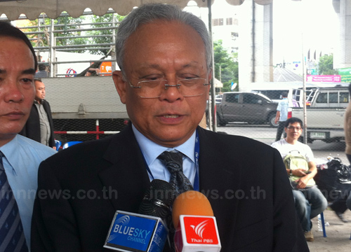 สุเทพ เทือกสุบรรณ