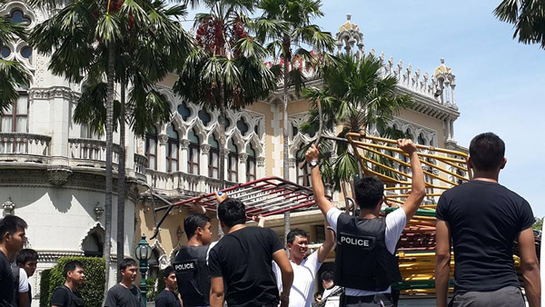 ทหารขอคืนพื้นที่ทำเนียบฯ-ตึกสันติไมตรี จาก กปปส. 