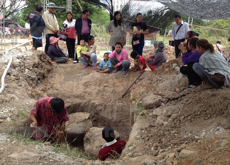 ไหโบราณบรรจุศพ