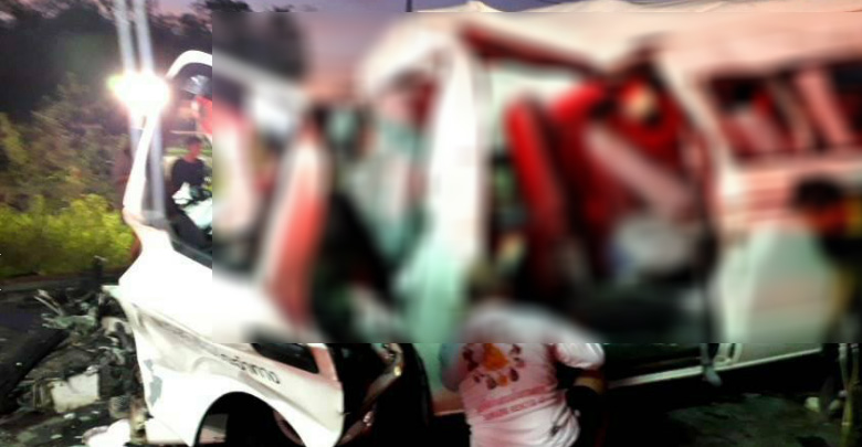 รถตู้สระแก้วหลับในชนรถพ่วง