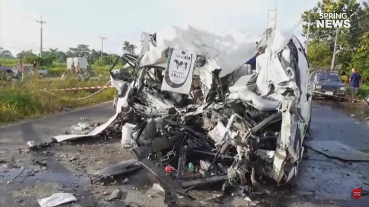 รถตู้สระแก้วหลับในชนรถพ่วง