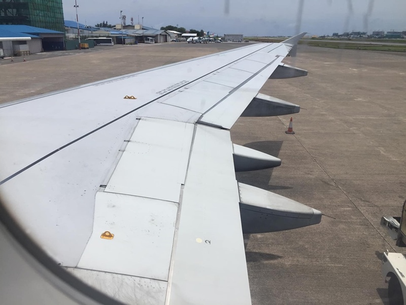 แอร์เอเชียระเบิดกลางอากาศ