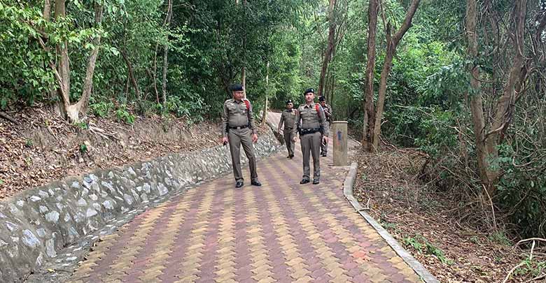 จุดทิ้งถุงยางเขาพระตำหนัก