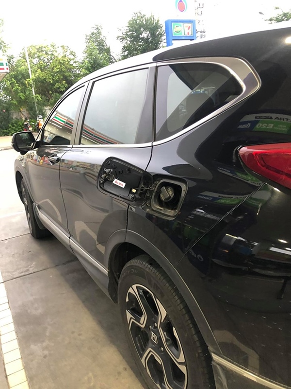 เด็กปั๊มเติมน้ำมันผิด