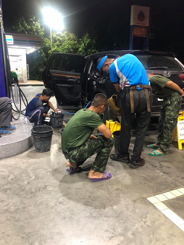 เด็กปั๊มเติมน้ำมันผิด