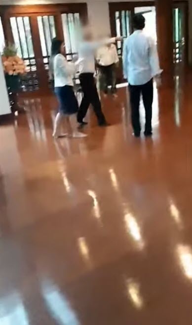 ทหารบุกบ้านไฮโซบี พิมพ์นรี