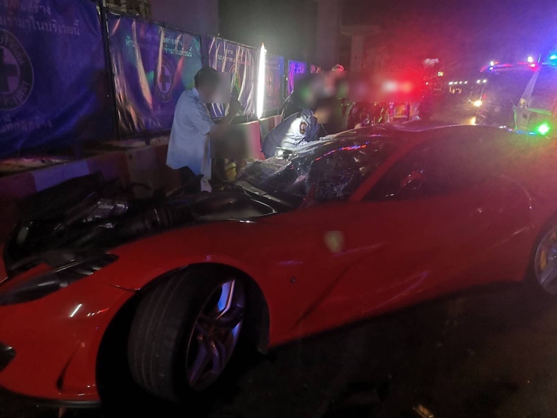 ฝน ไฮโซรังนก ซิ่งเฟอรารี่ชนแบริเออร์