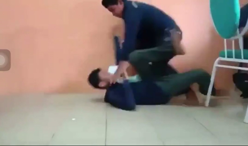 คลิปการกลั่นแกล้งในโรงเรียน