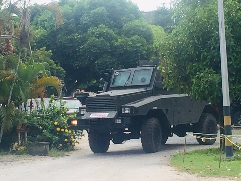 ยิงถล่มป้อมยะลา