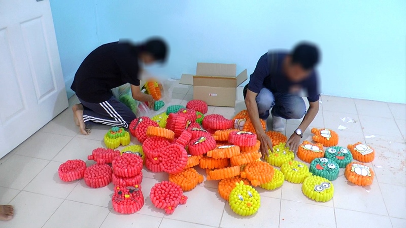 จับลิขสิทธิ์กระทงลายการ์ตูน