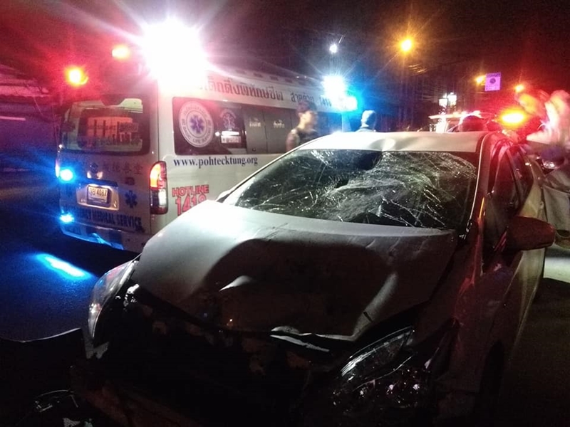 รถเก๋งชนรถซาเล้ง