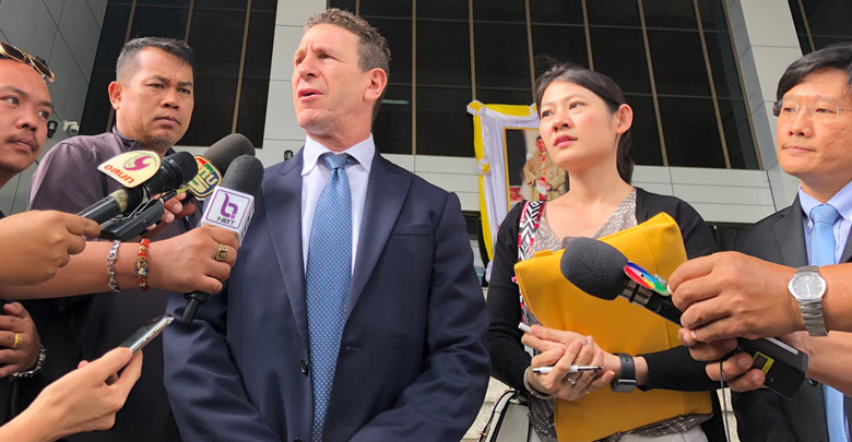 ฟ้อง บริษัท ฟิลลิป มอร์ริส