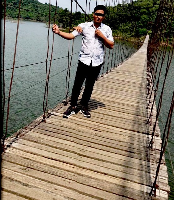 สะพานแขวน แก่งกระจาน ถ่ายภาพติดมือปริศนา