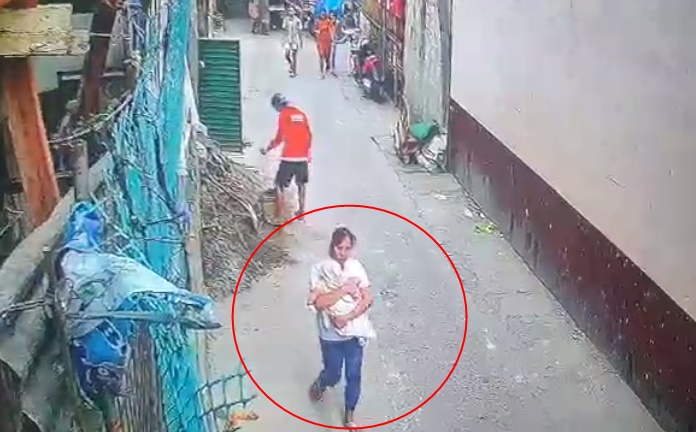 พี่เลี้ยงลักเด็ก