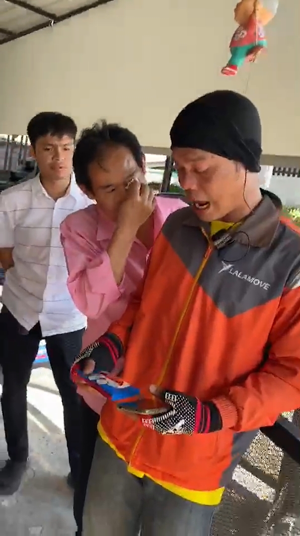 เรื่องประทับใจ เก็บกระเป๋าตังค์คืนเจ้าของ