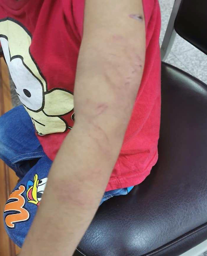 เด็กถูกทิ้ง