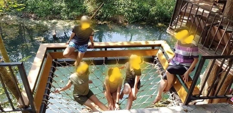  เปลตาข่ายพัง