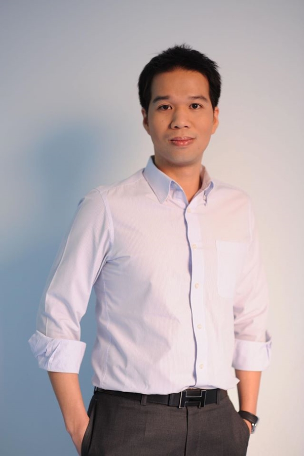 สุรชาติ เทียนทอง 