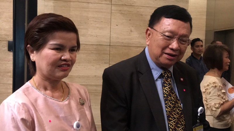 วิรัช พันธุมะผล ย้ายพรรค