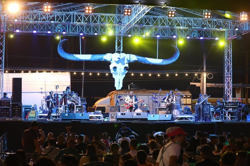 แอ๊ด คาราบาว