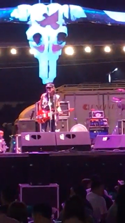 แอ๊ด คาราบาว