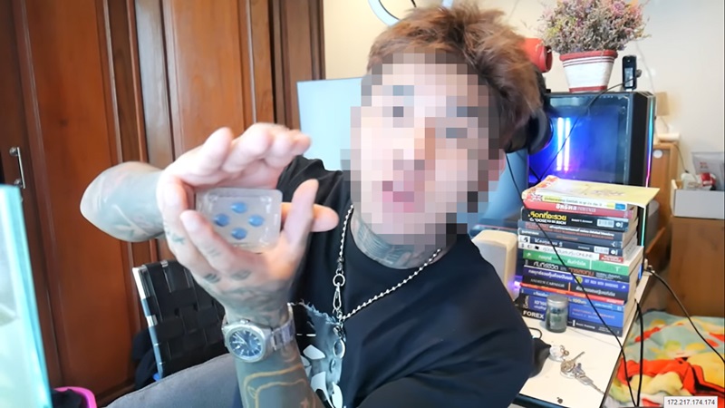 ยูทูบเบอร์ให้แฟนกินไวอากร้า