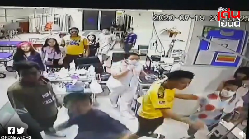 ข่าวแก๊งวัยรุ่นบุกทำร้ายหมอ