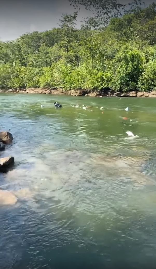 ข่าวนักท่องเที่ยวสละแพขึ้นบกหนีตาย