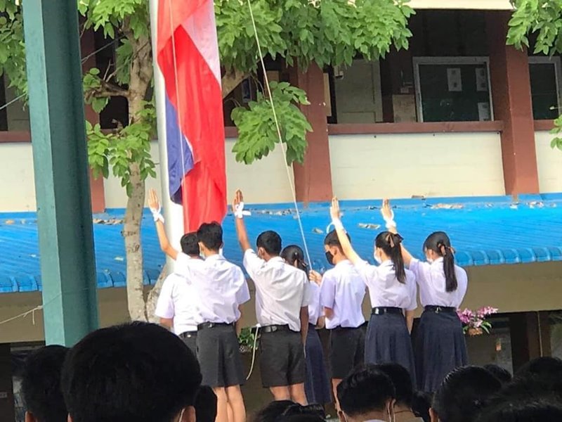 #ผูกโบว์ขาวต้านเผด็จการ