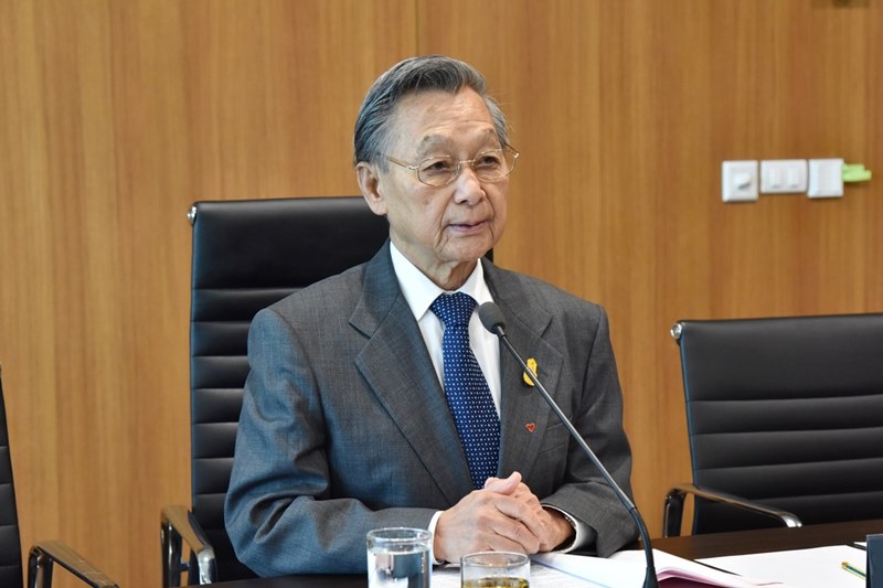 ชวน หลีกภัย