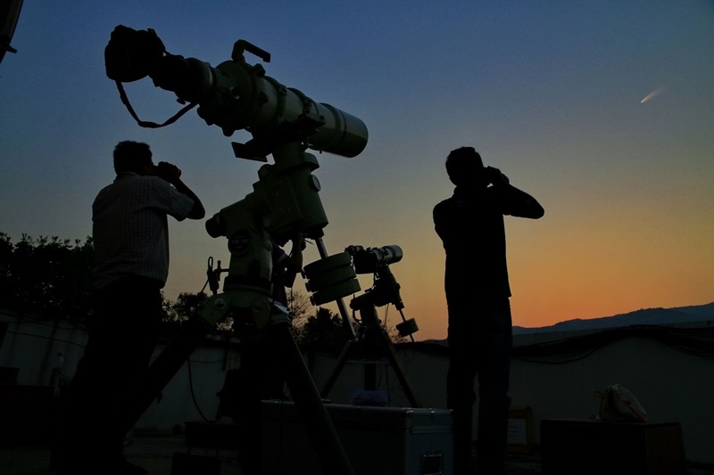 ดาวหางนีโอไวส์