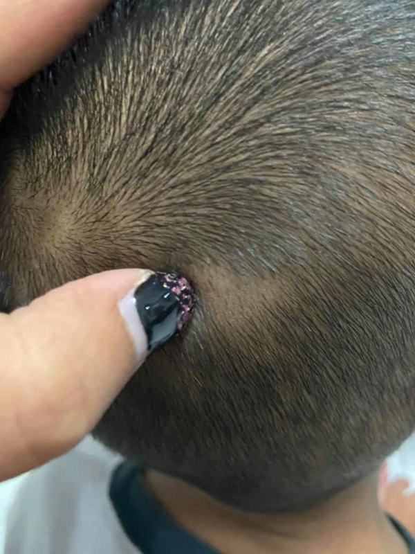 รุ่นพี่แกล้งรุ่นน้อง