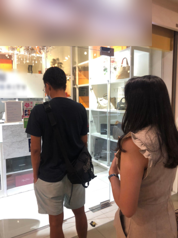 ร้านแบรนด์เนมโกงลูกค้า