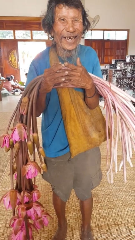 ลุงสายบัว