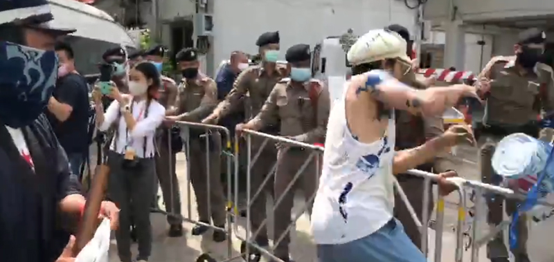 แอมมี่ The Bottom Blues