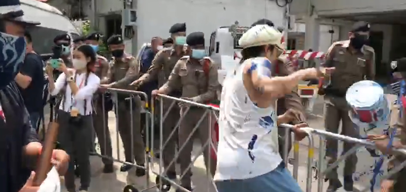 แอมมี่ The Bottom Blues