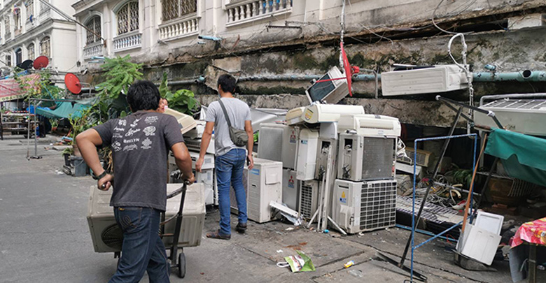 กันสาดคอนโดถล่ม