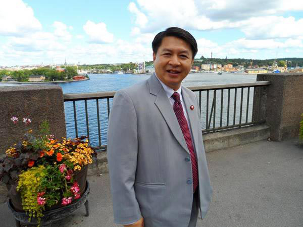 ดร.นพ.เปรมศักดิ์ เพียยุระ