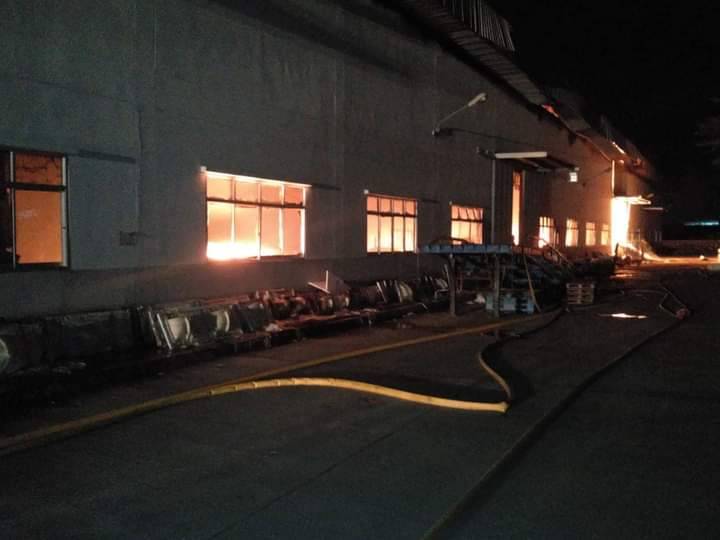 ไฟไหม้โรงงานเฟอร์นิเจอร์