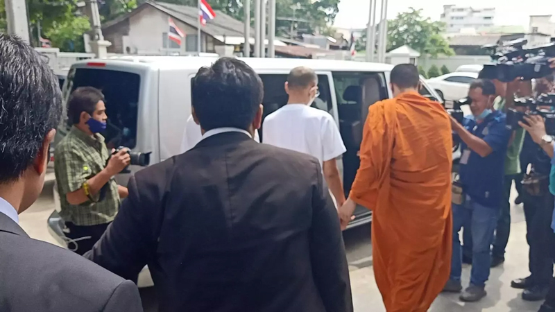 คดีเงินทอนวัด