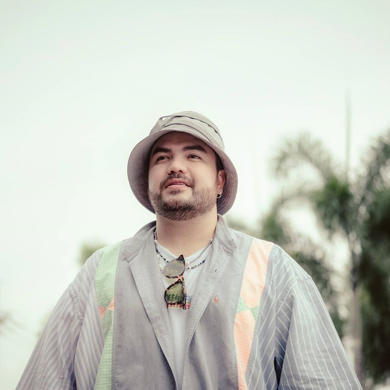 โอ๊ต ปราโมทย์