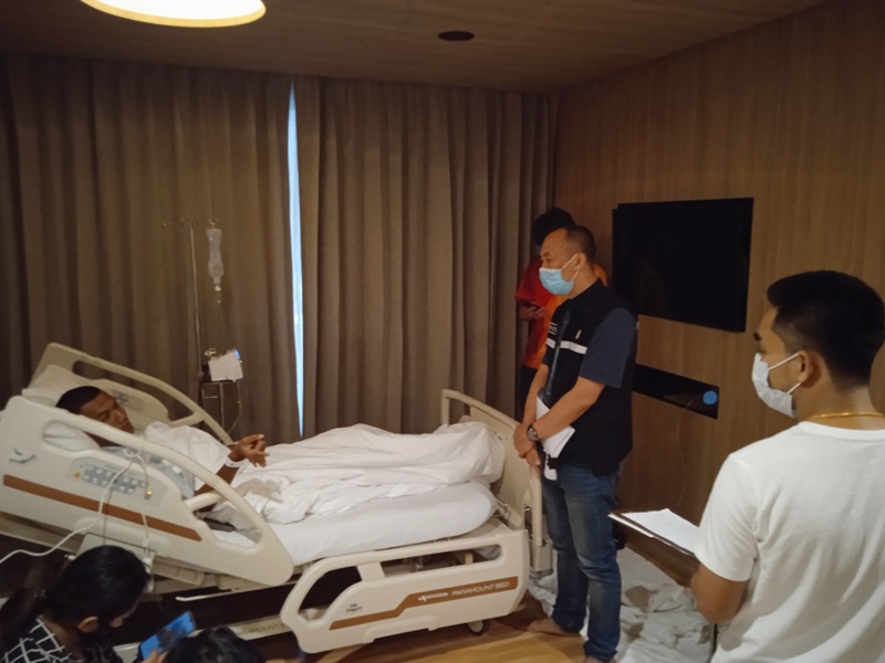 ไมค์ ภาณุพงศ์