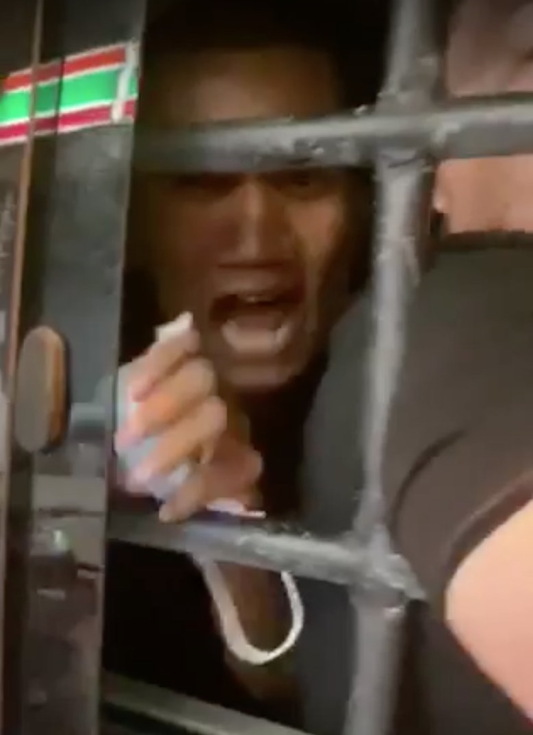 ไมค์ ภาณุพงศ์