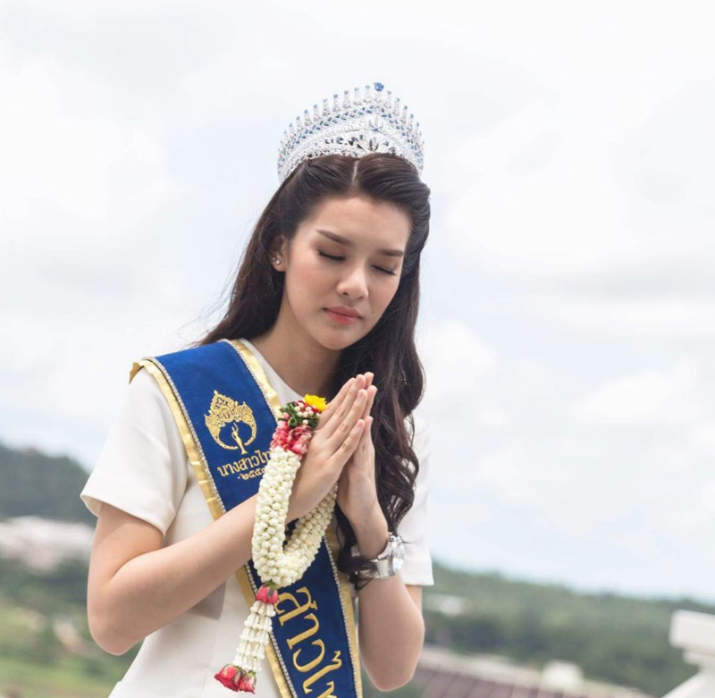 จุ๊บจิ๊บ ธนพร